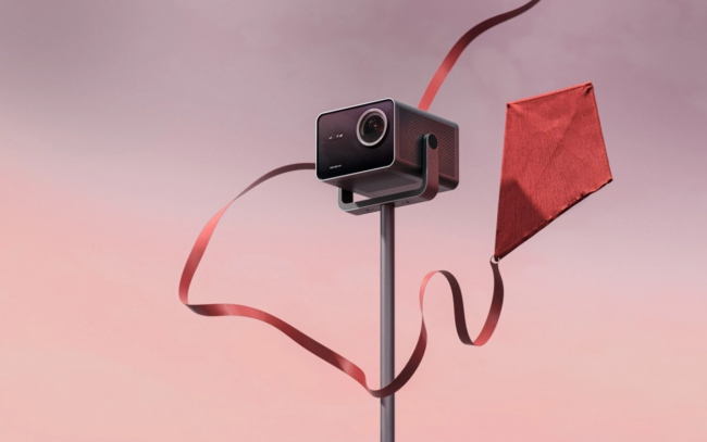 Leica выпустила мини-проектор Leica Cine Play