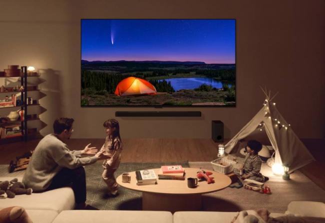 LG представила почти беспроводные телевизоры QNED evo 2025