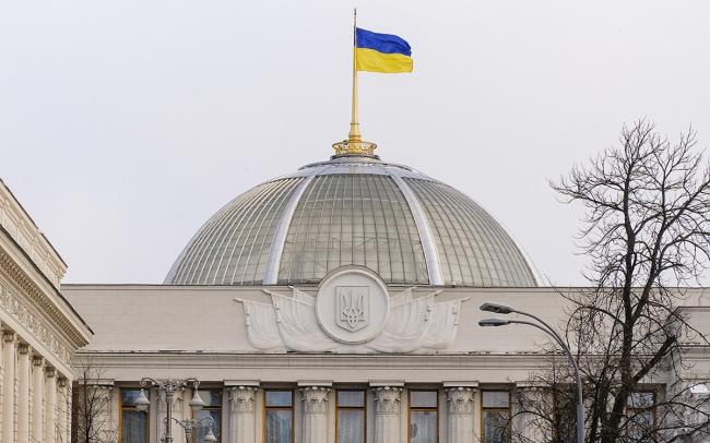 В Украине могут попасть под запрет многие популярные зарубежные телеканалы