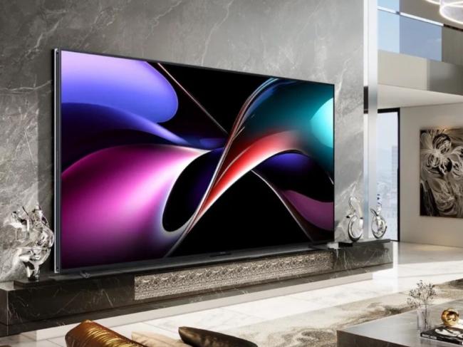 Hisense выпустила 116-дюймовый ТВ с экраном mini-LED и «кусачей» ценой