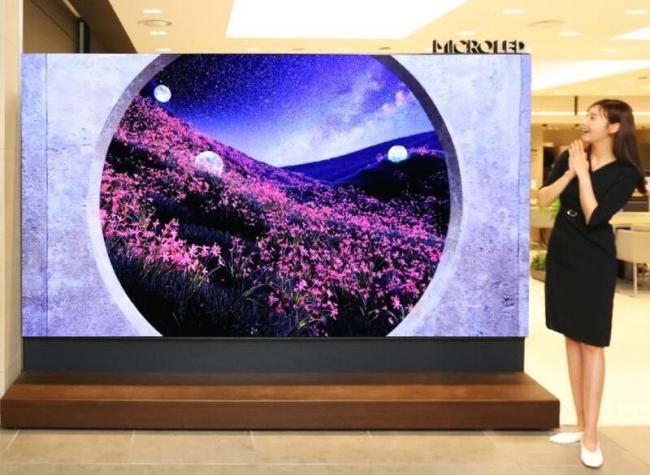 Samsung представила крупнейший в мире «ультрапремиальный» телевизор